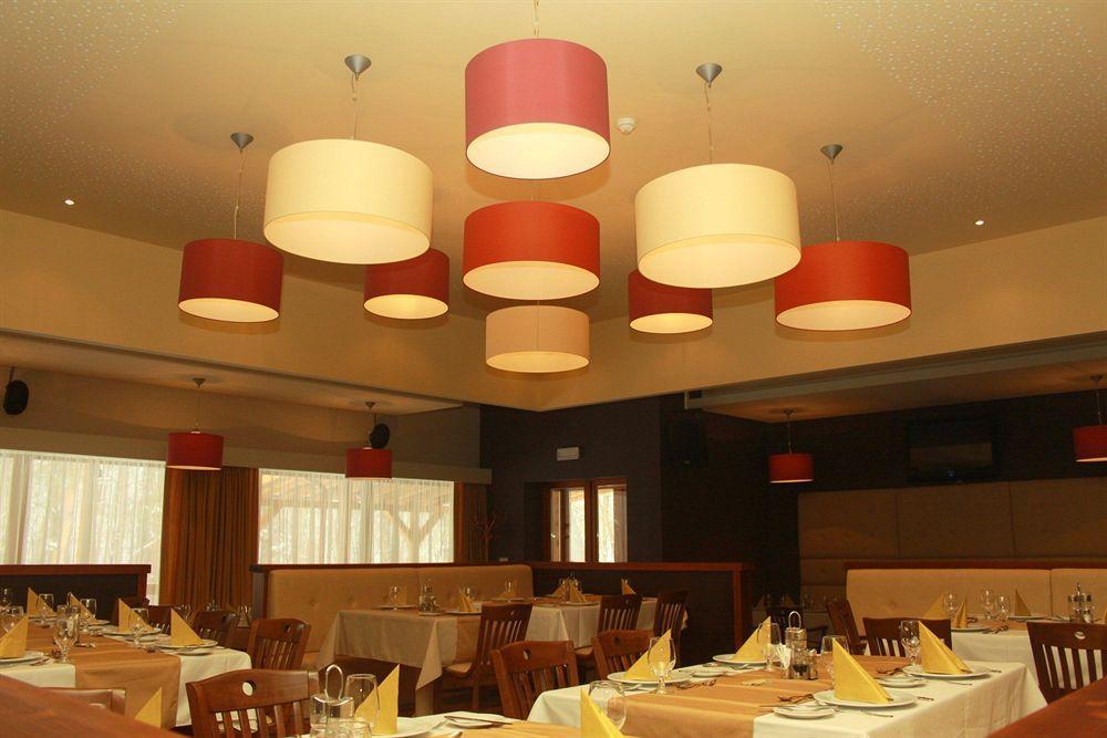 Erdospuszta Club Hotel Fenyves 데브레첸 외부 사진