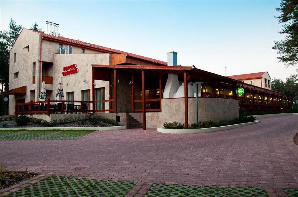 Erdospuszta Club Hotel Fenyves 데브레첸 외부 사진